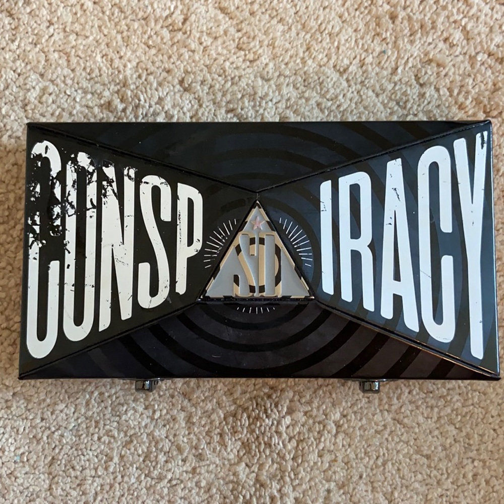 Shane Dawson Conspiracy eyeshadow palette